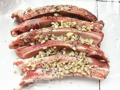 Make Black pepper garlic pork chops step 3