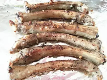 Make Black pepper garlic pork chops step 8