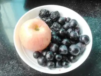 Make Plum grape apple juice step 0