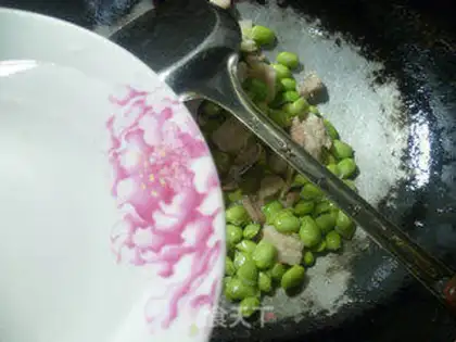 Make Five bouquets of lamb tails and fried beans step 8