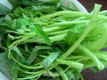 Make Garlic cabbage step 0