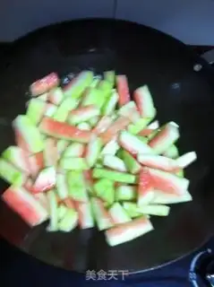 Make Watermelon sauce step 1
