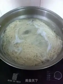 Make Soy sauce, noodle step 4