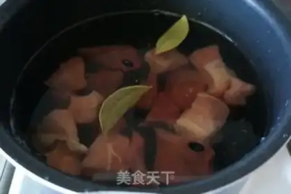 Make Phoebe Soo-yeo step 2