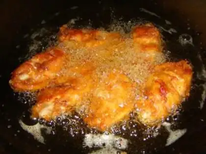 Make New Orleans fried chicken wings step 8