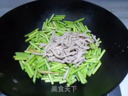 Make Garlic fried meat step 5