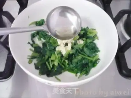 Make Garlic celery leaves step 6