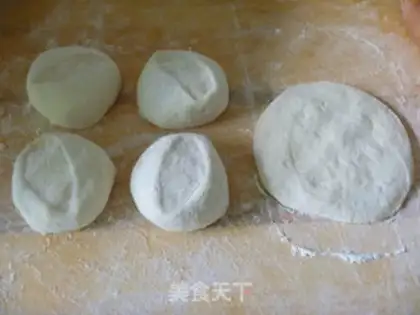 Make Spicy egg buns step 7