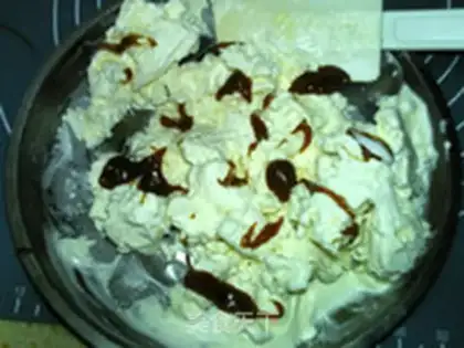 Make Caramel milk ice cream step 9