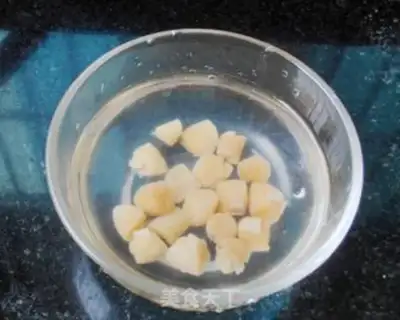Make Tomato melon soup step 1
