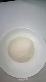 Make Cream egg buns step 1