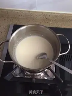 Make Milk cranberry berries and eggs step 2