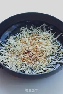 Make Spicy chicken noodle step 5