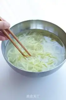 Make Spicy chicken noodle step 7