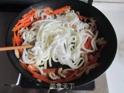Make Black pepper sauce and potatoes step 5