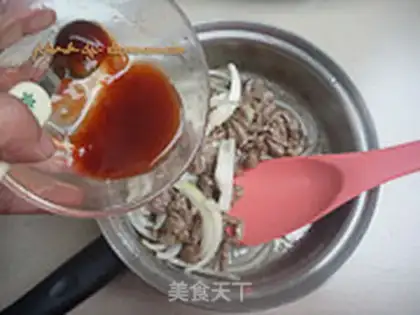 Make Onion fried lamb step 8