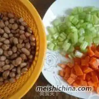 Make Five peanuts step 0