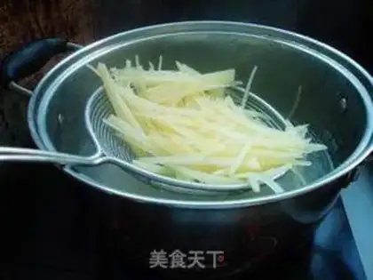 Make A chorus with potatoes step 2