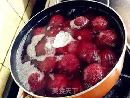 Make Ice-cinnamon and plum juice step 4