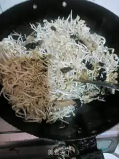 Make Green bean sprouts step 9