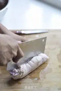 Make Golden needles and pig hoofs step 1