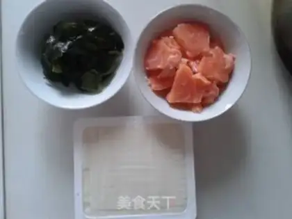 Make Soup with salmon step 0