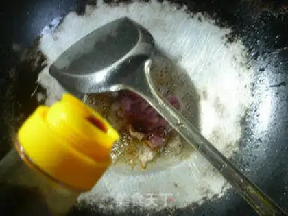 Make Squeeze the spinal pastries step 2