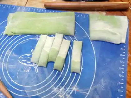 Make Colored vegetable butterflies step 5