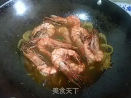 Make Curry and shrimp pasta step 5