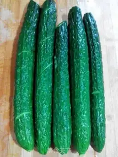 Make Sugar and vinegar cucumber step 0