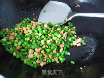 Make Garlic meat step 5