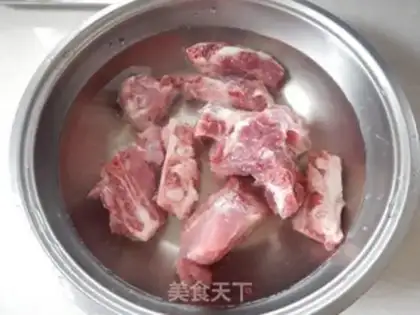 Make Porkmeat soup step 1