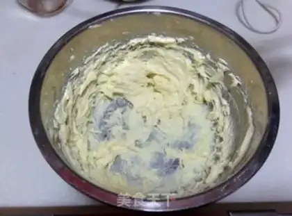 Make Cranberry cheese toast step 3