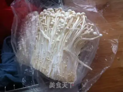 Make Frozen needle mushrooms step 0