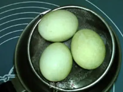 Make Barbecue duck eggs step 13