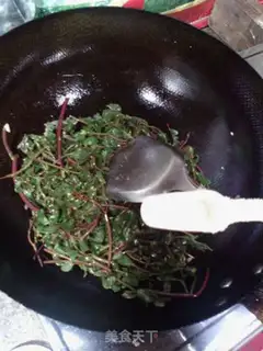 Make Garlic toothpaste step 5