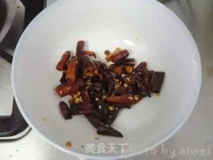 Make Spicy pot step 4