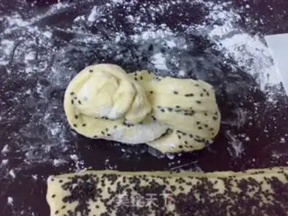 Make Twisted sesame toast step 11