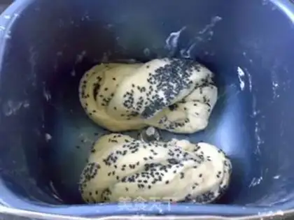 Make Twisted sesame toast step 12