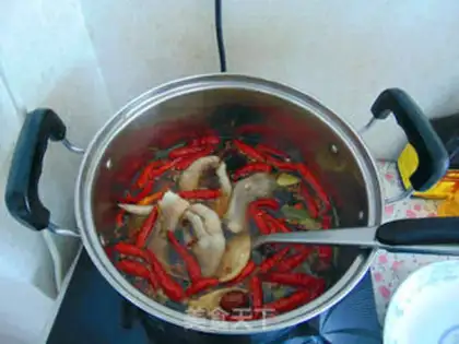 Make Spicy chicken claws step 8