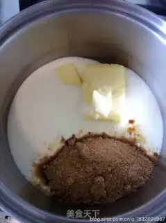 Make Red-tree cake taffy sauce step 5