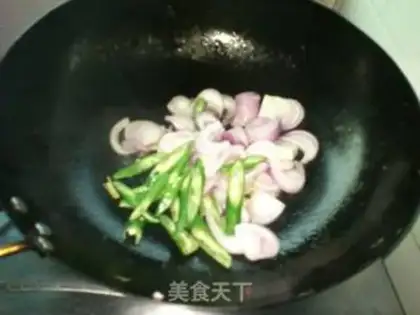 Make Onions blow up squid step 4