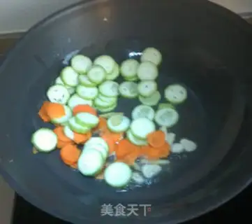 Make Smelt eggnut soup step 2
