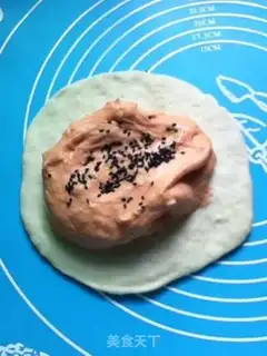 Make Watermelon bread step 4