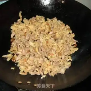 Make radish and fried meat step 4
