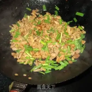 Make radish and fried meat step 8