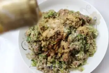 Make The meat dumpling step 8