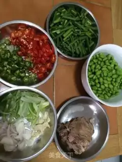 Make Garlic beans step 0