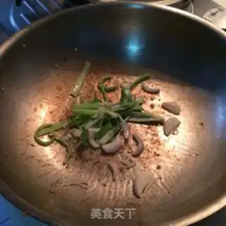 Make Garlic beans step 3