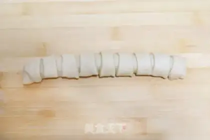 Make Flower bread step 8